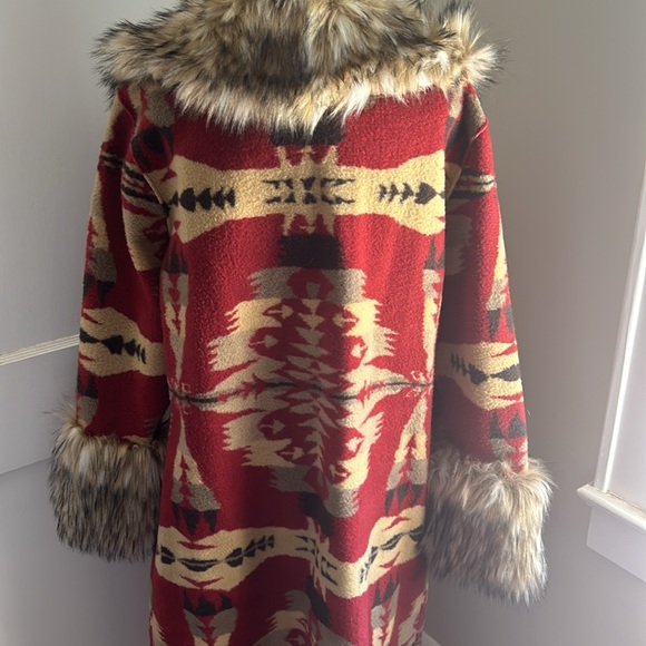 EUC Tasha Polizzi Cardinal Frontier Blanket Coat Sz. XL - Picture 8 of 11